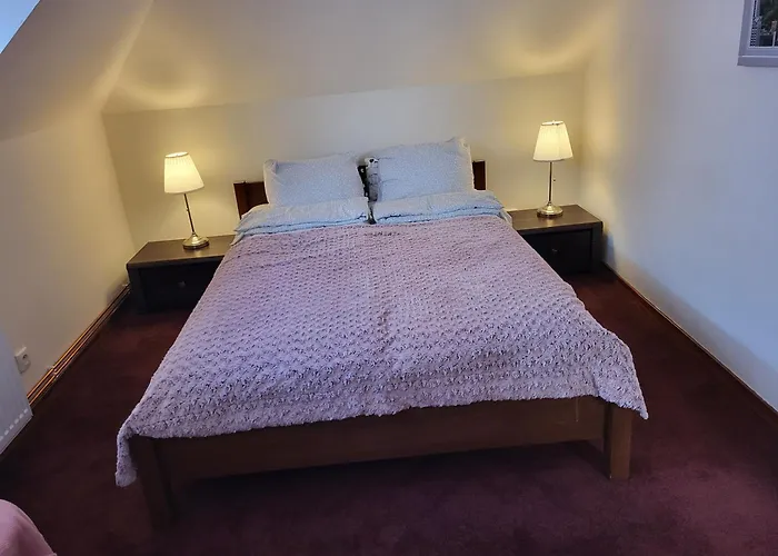 Na Przedmieściach Radzymina Z Prywatnym Parkingiem I Ogrodem Faktura Apartament *